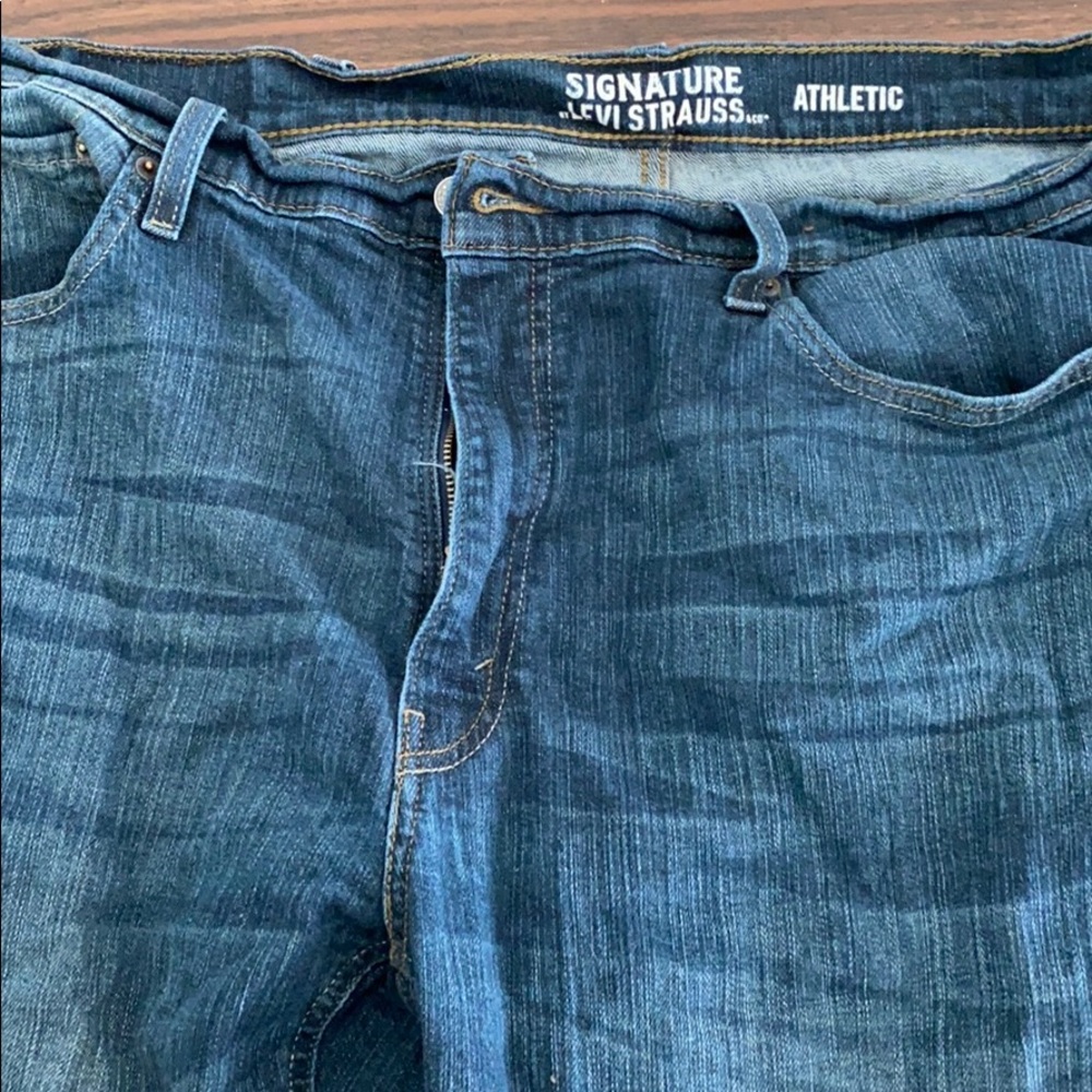 Levi jeans